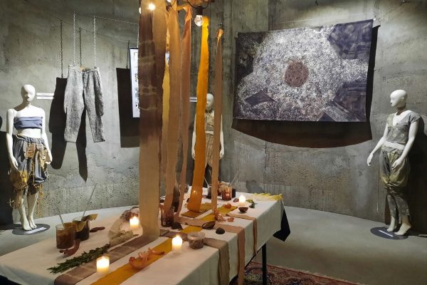 Caksire ZERO WASTE CUT and NATURAL DYES project - exibition (4) Caksire ZERO WASTE CUT and NATURAL DYES project - exibition (4)